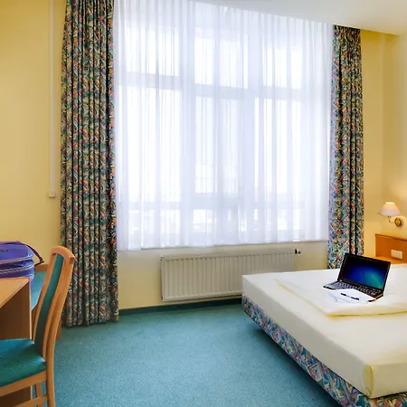 ホテル Alte Klavierfabrik 3*