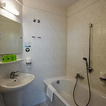 Hotel Alte Klavierfabrik 3*